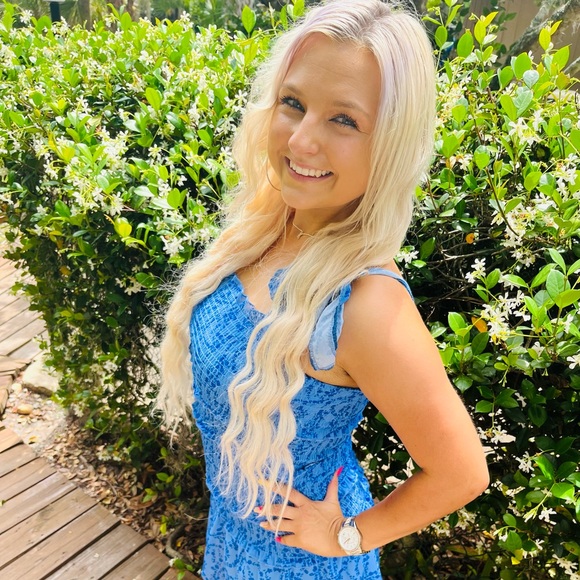 Meet your Posher, Michaela - Picture 2 of 16